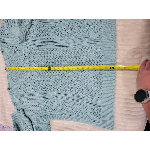 BEAUTIFUL Medium green Sweater. Knit like - Picture 7 of 10